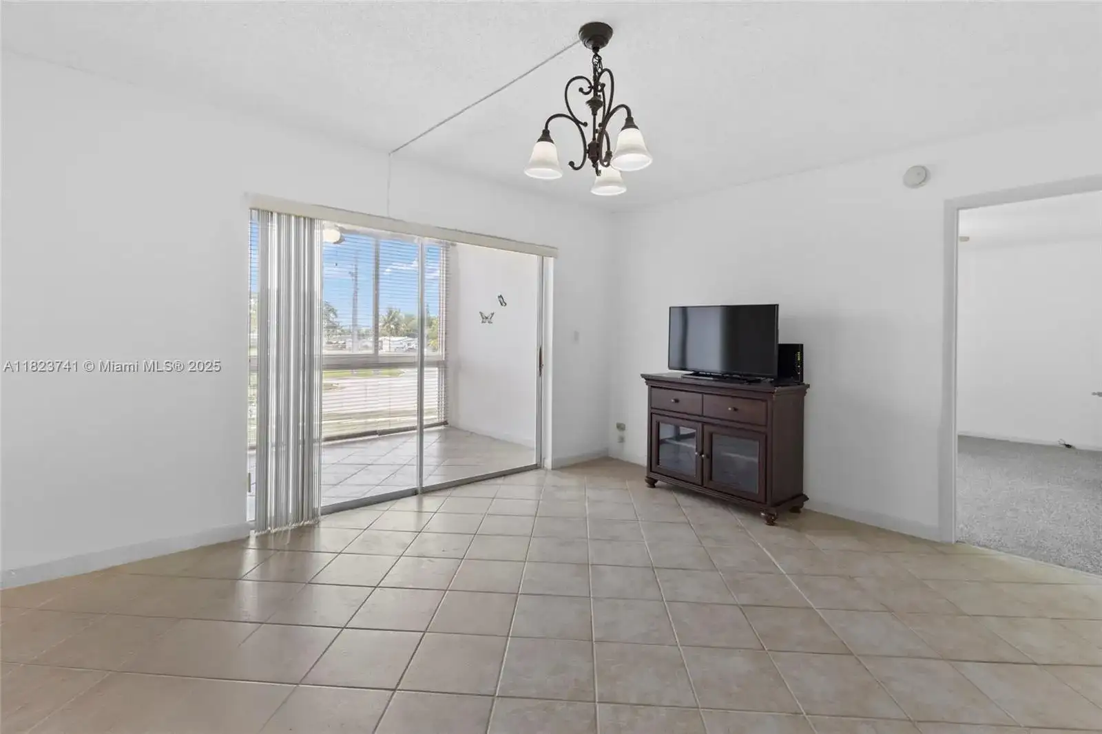 7887 Golf Cir Dr # 203, Margate FL 33063 photo 2