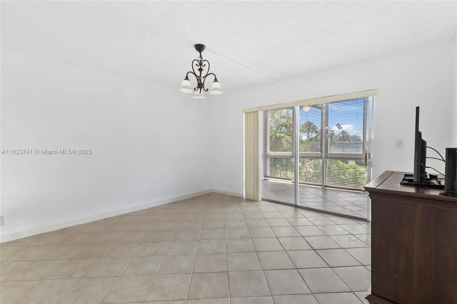7887 Golf Cir Dr # 203, Margate FL 33063 photo 5