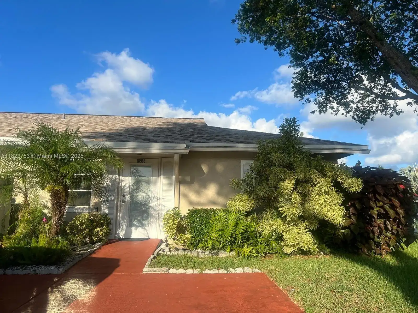 18906 Schooner Dr, Boca Raton FL 33496