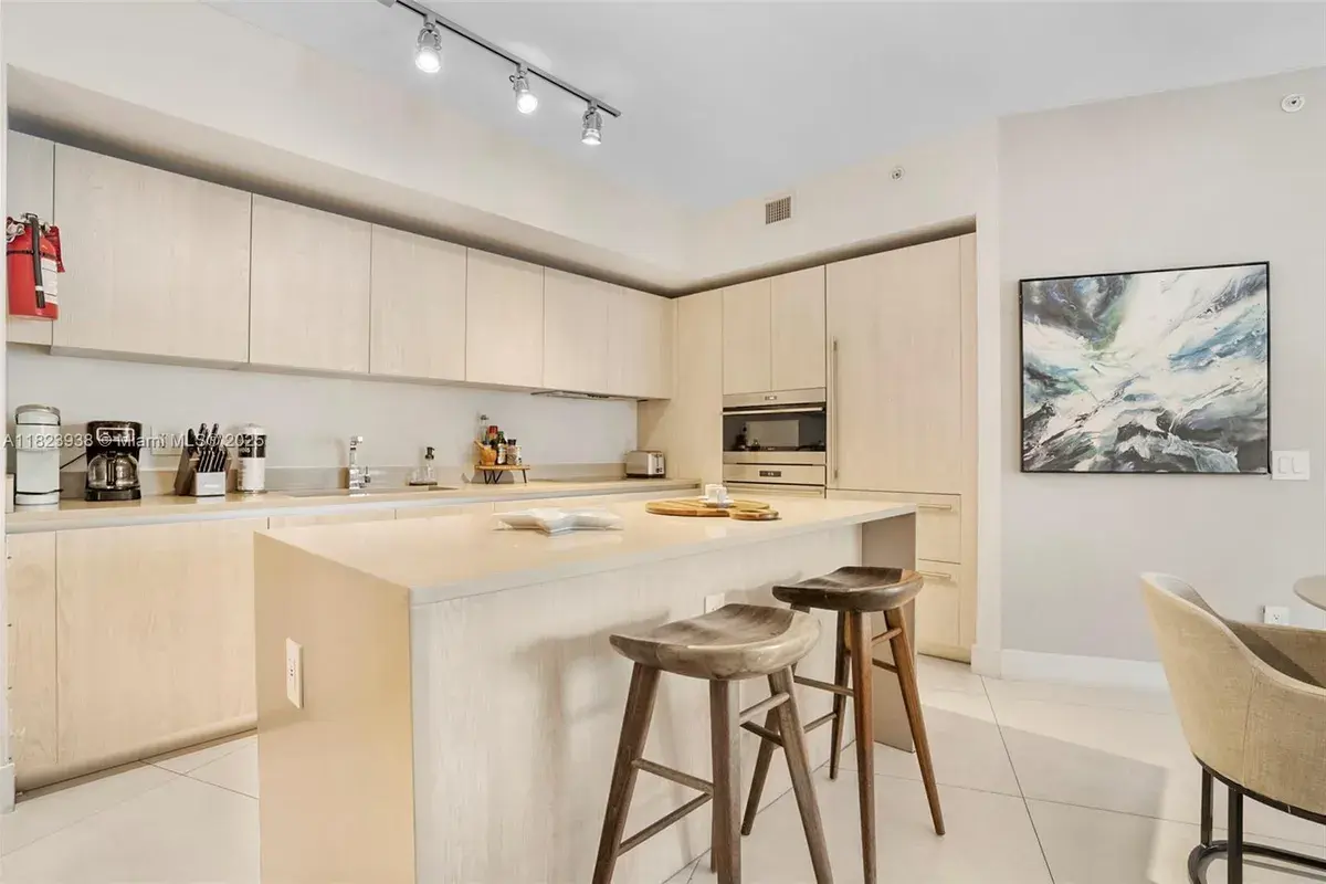 4111 S Ocean Dr # 3709, Hollywood FL 33019