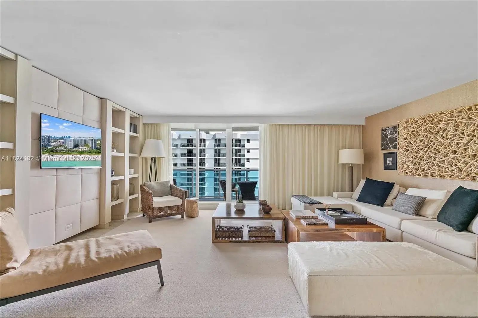 102 24th St # 1415, Miami Beach FL 33139 photo 2