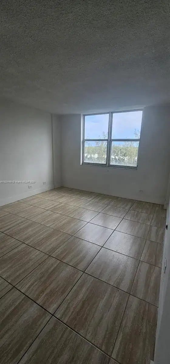 3660 NE 166th St # 503, North Miami Beach FL 33160 photo 5