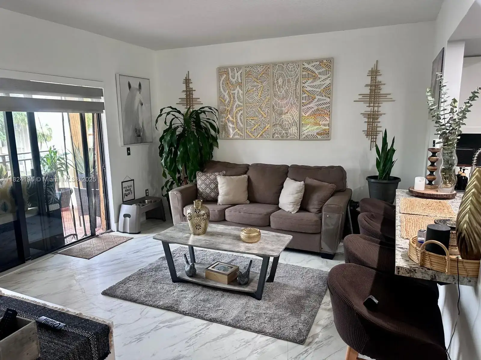 9340 Fontainebleau Blvd # 313, Miami FL 33172 photo 3