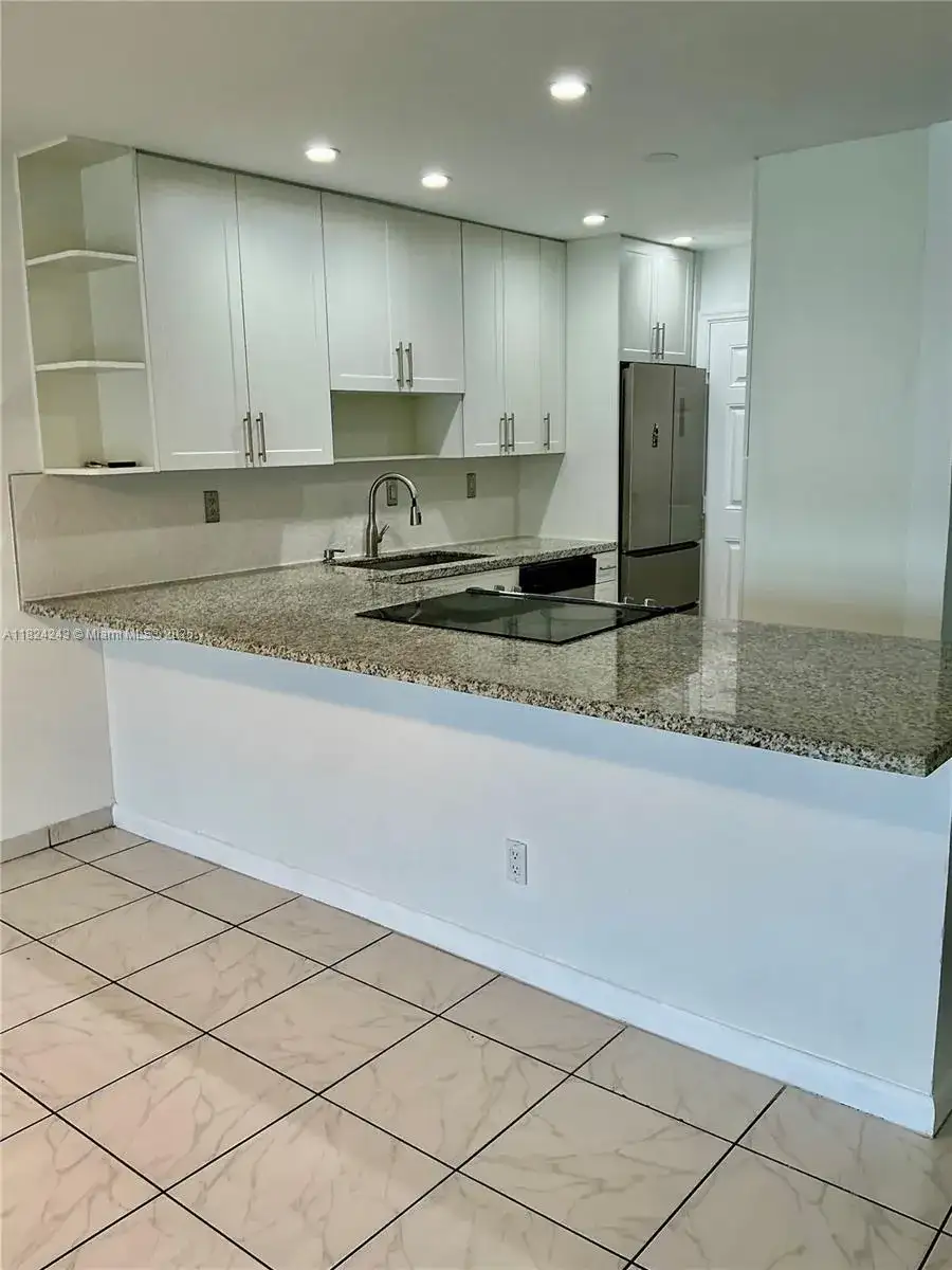 1160 NE 191st St # 32, Miami FL 33179 photo 2