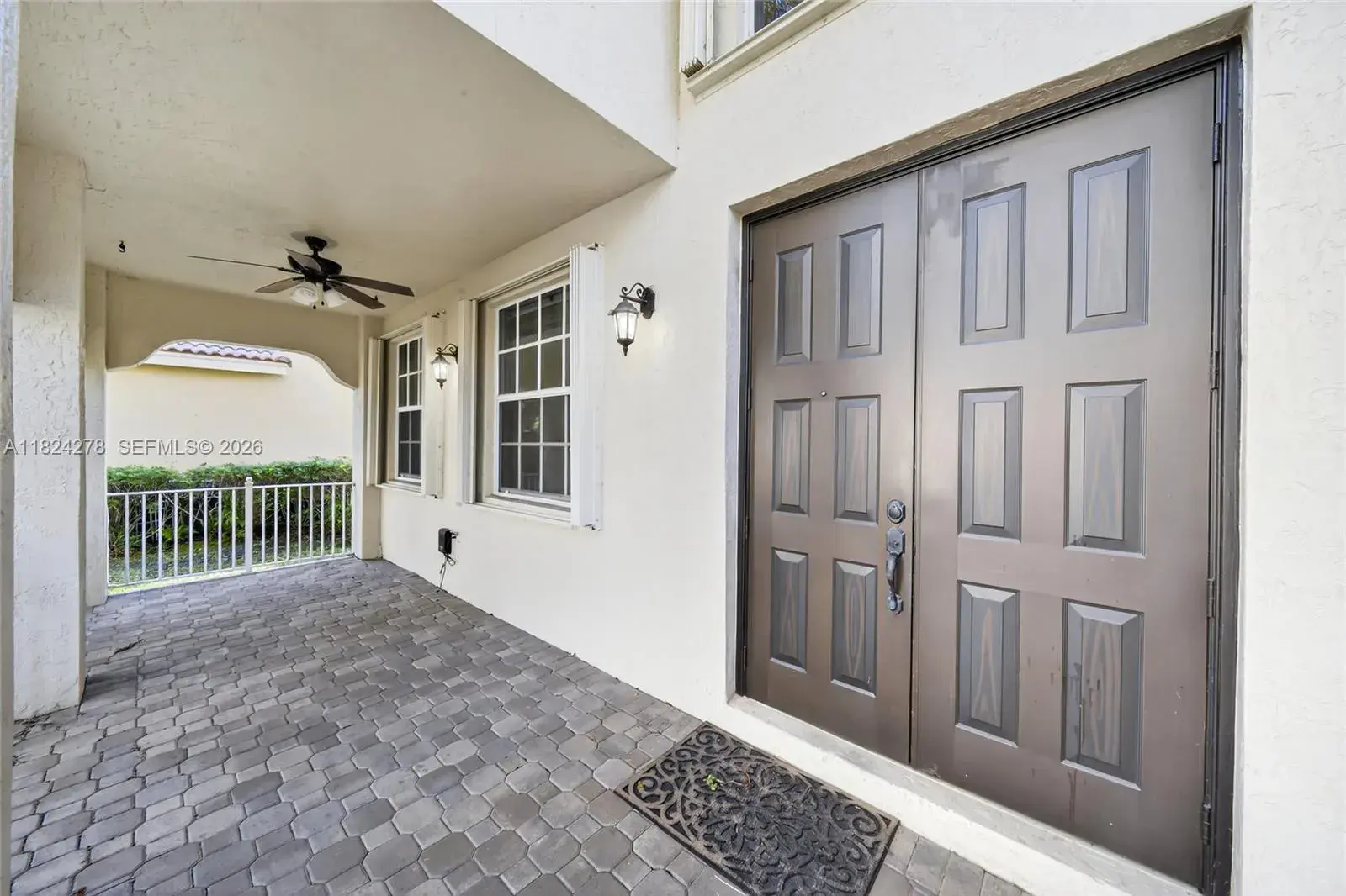 1325 Chenille Cir, Weston FL 33327