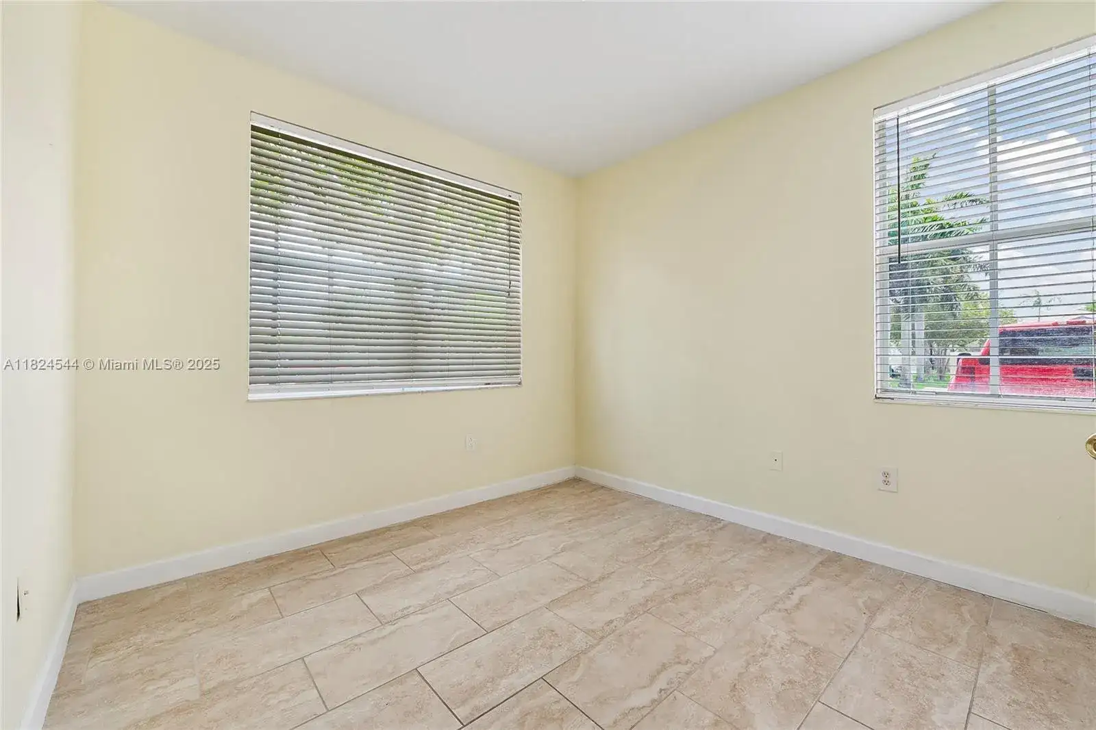 230 SE 29th Ave # 1, Homestead FL 33033 photo 4