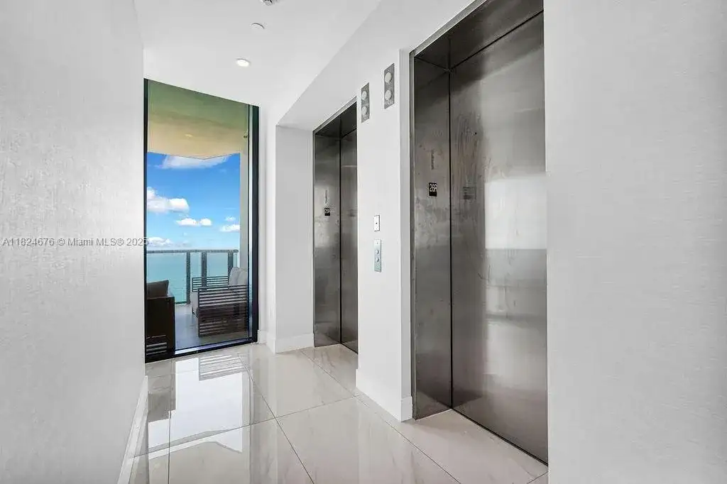 18555 Collins Ave # 2605, Sunny Isles Beach FL 33160 photo 3