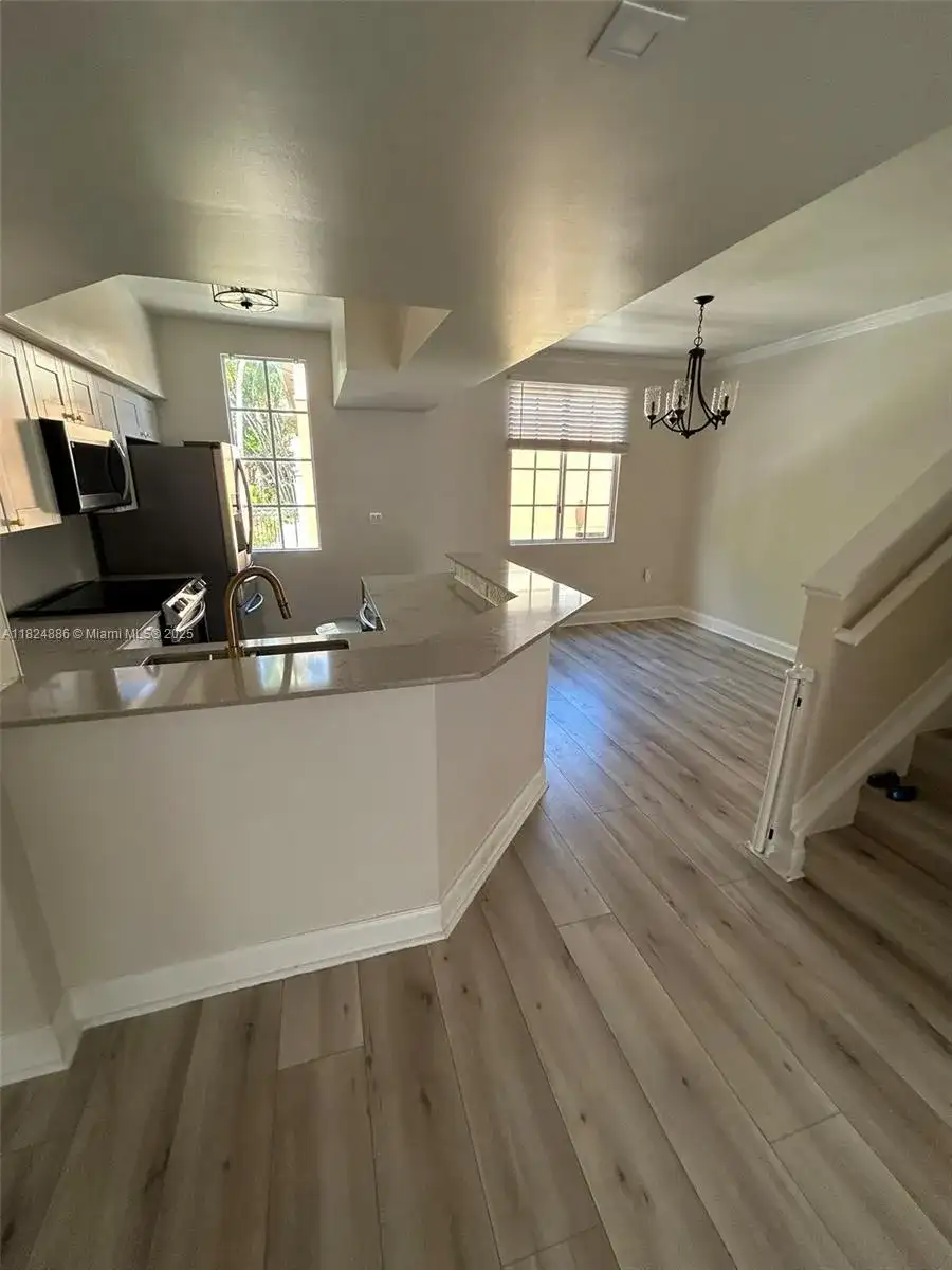 2921 NE 185th St # 1205, Aventura FL 33180 photo 5