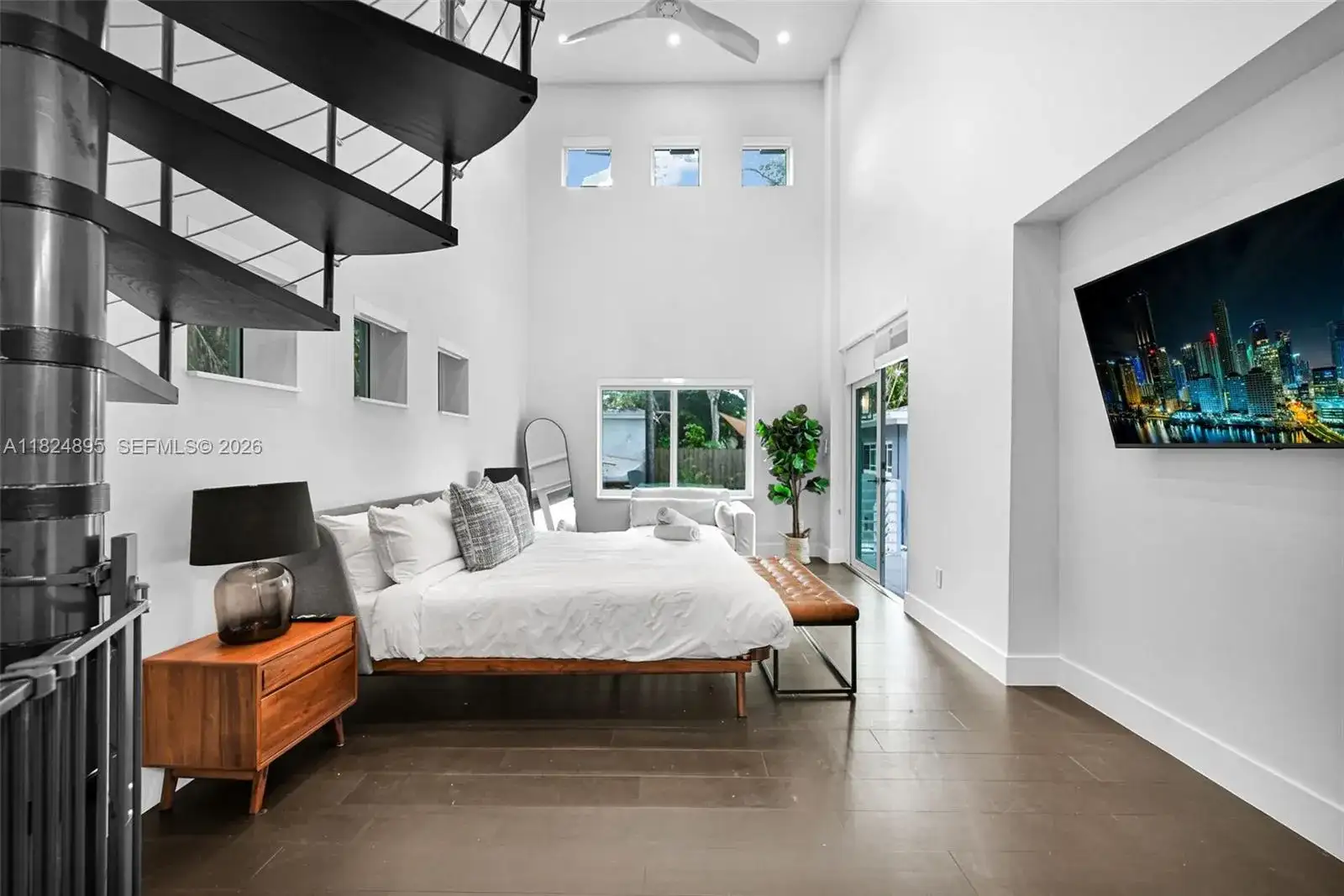 150 NE 50 # A, Miami FL 33137 photo 4