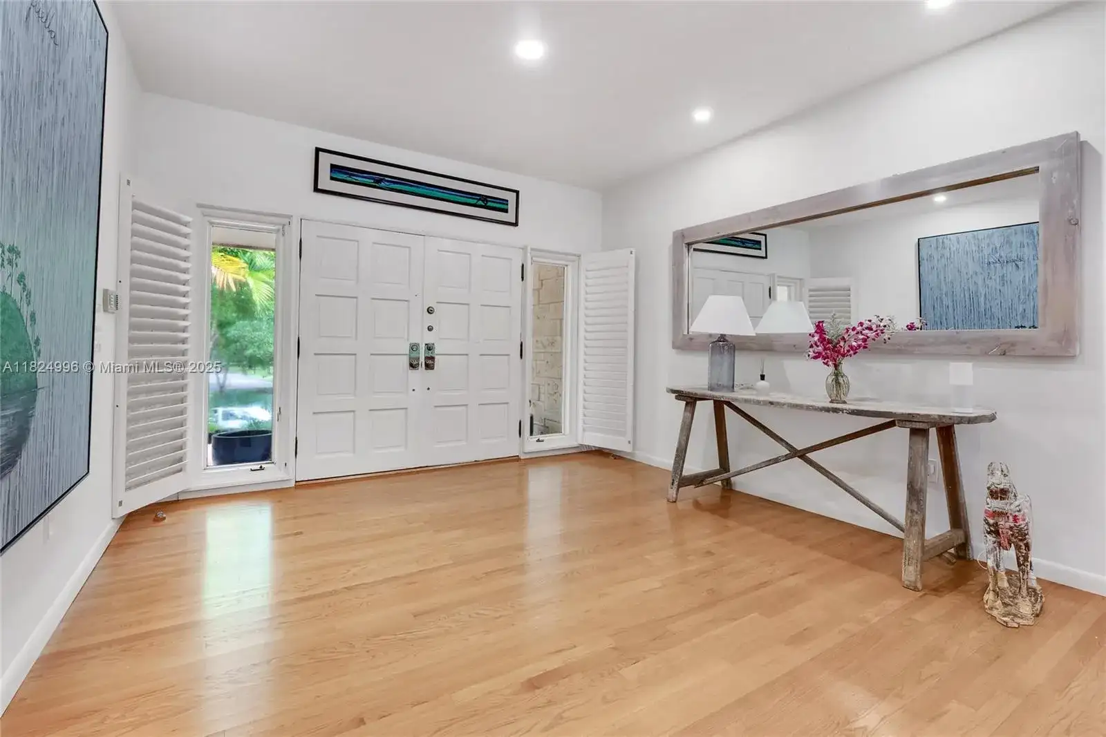 8290 La Rampa St, Coral Gables FL 33143 photo 2