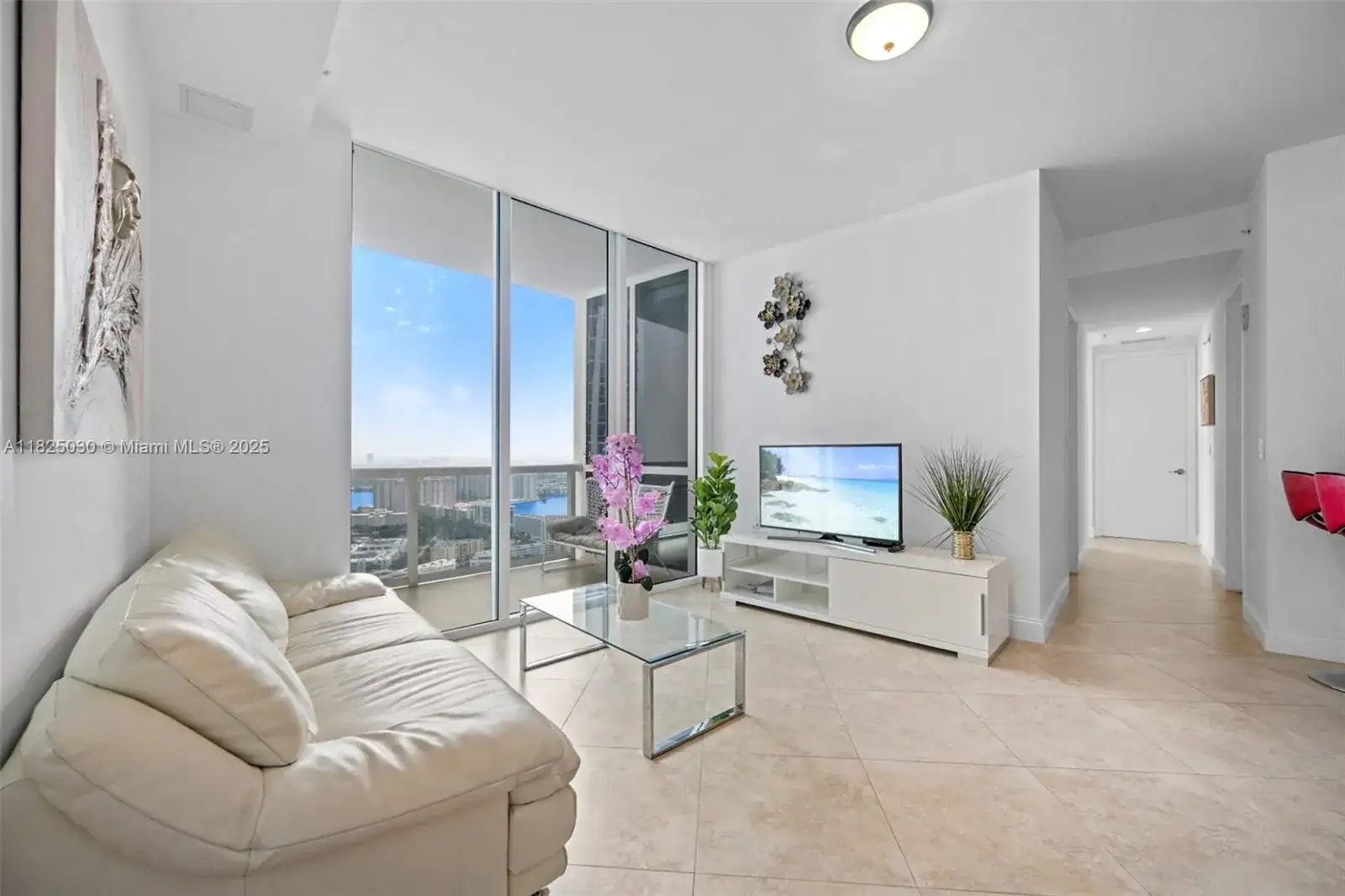 18201 Collins Ave # 4705, Sunny Isles Beach FL 33160 photo 2