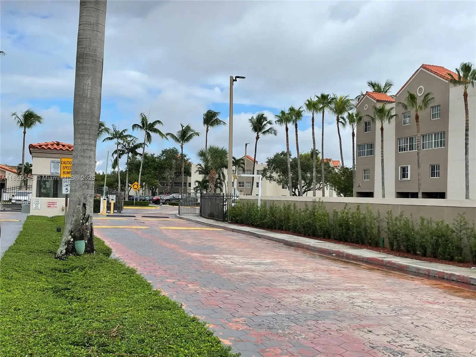6135 NW 186th St # 201, Miami FL 33015 photo 4