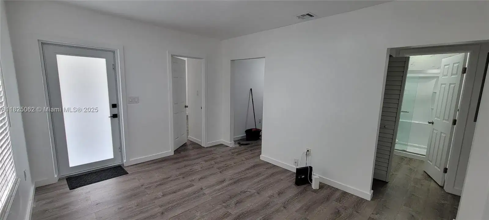 1520 NW 69th St, Miami FL 33147 photo 5