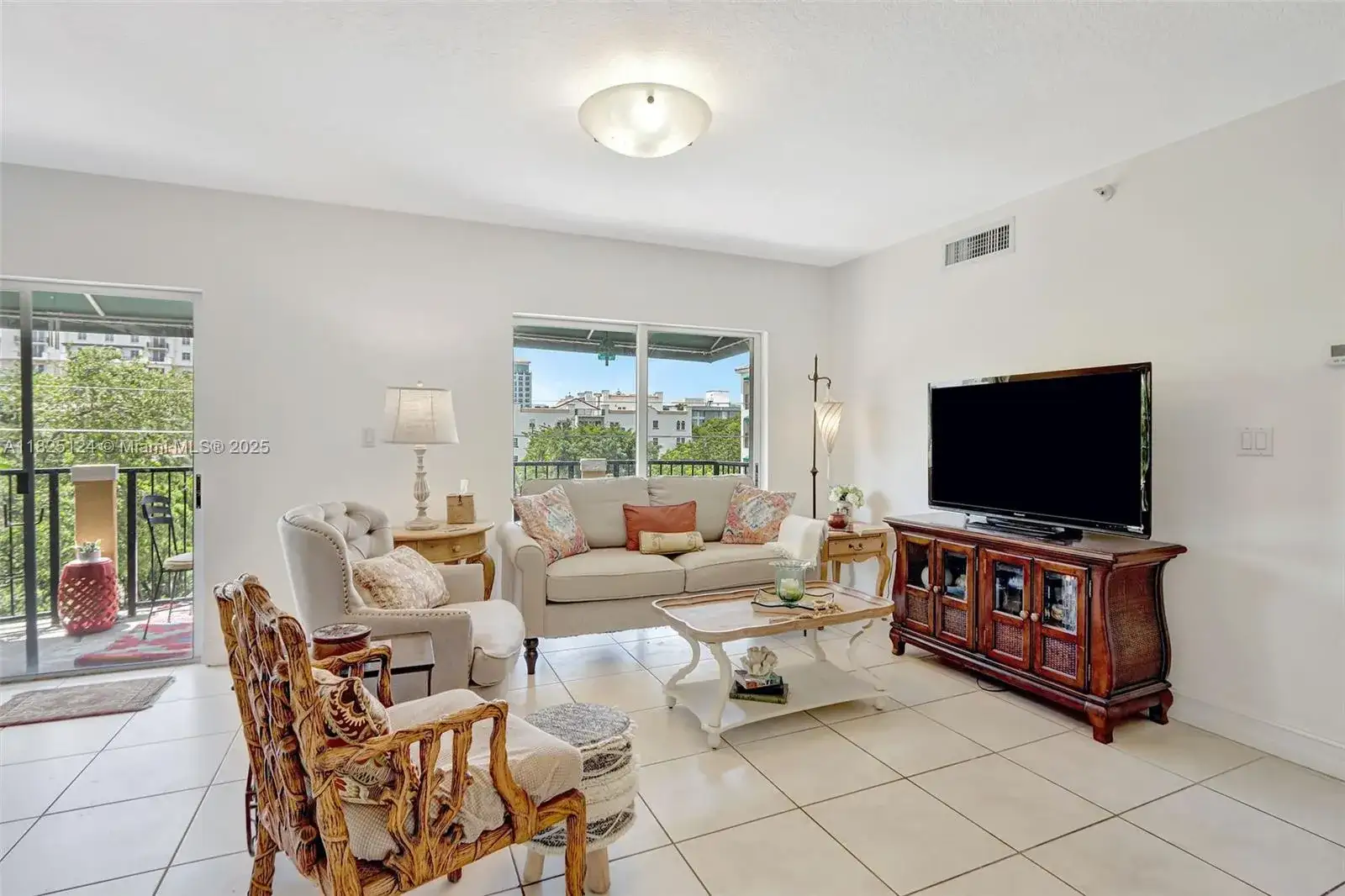 322 Madeira Ave. # 402, Coral Gables FL 33134 photo 4