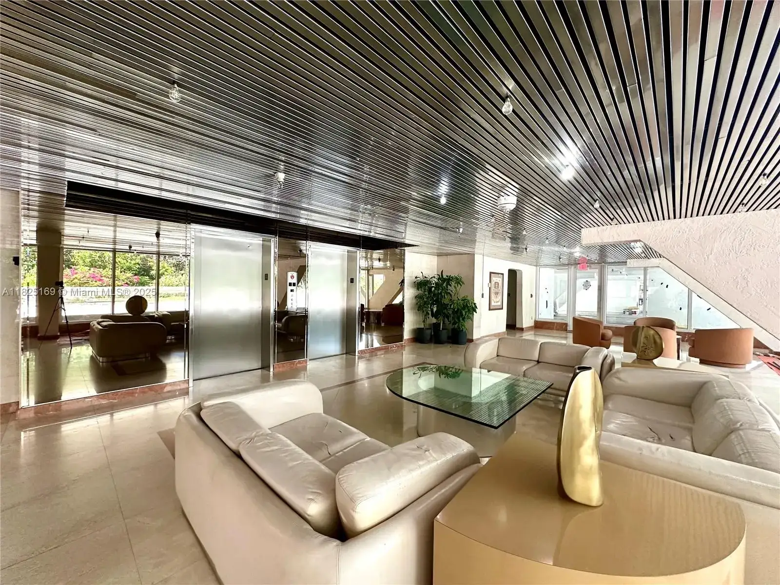 15645 Collins Ave # 706, Sunny Isles Beach FL 33160 photo 2