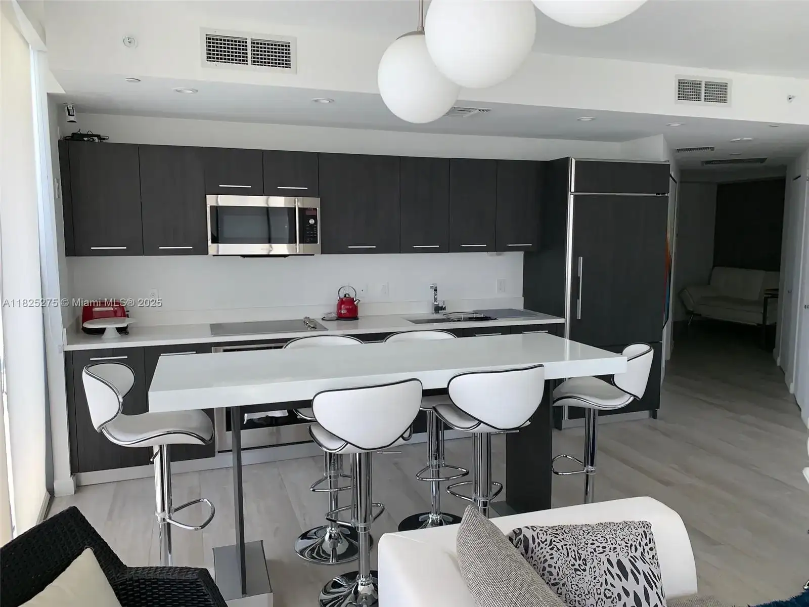 55 SW 9th St # 2706, Miami FL 33130 photo 4