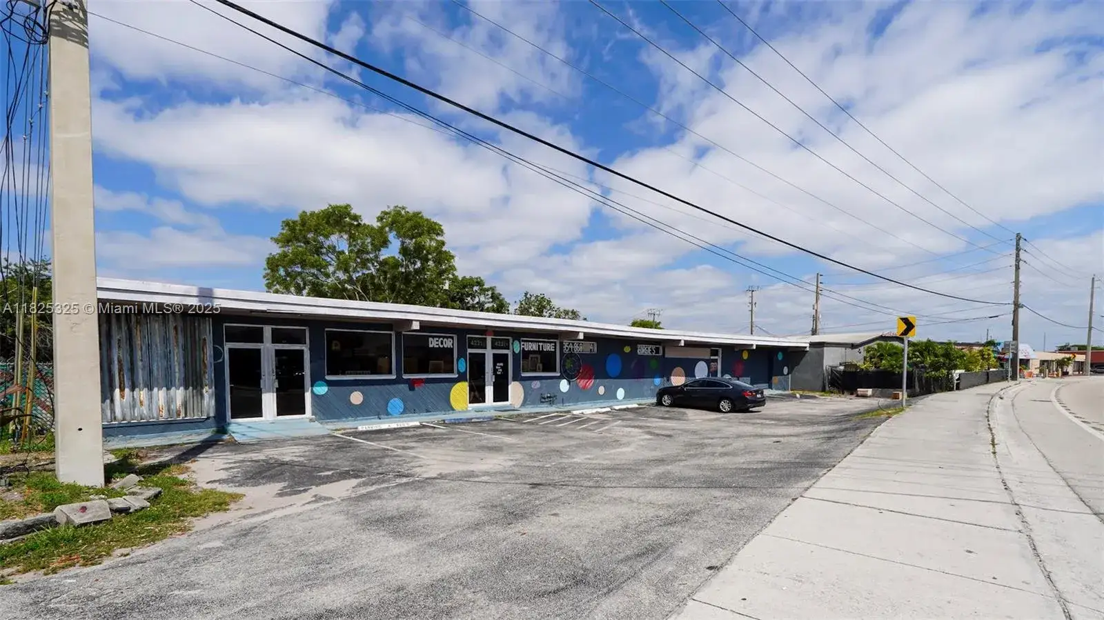 4231 N Dixie Hwy, Oakland Park FL 33334