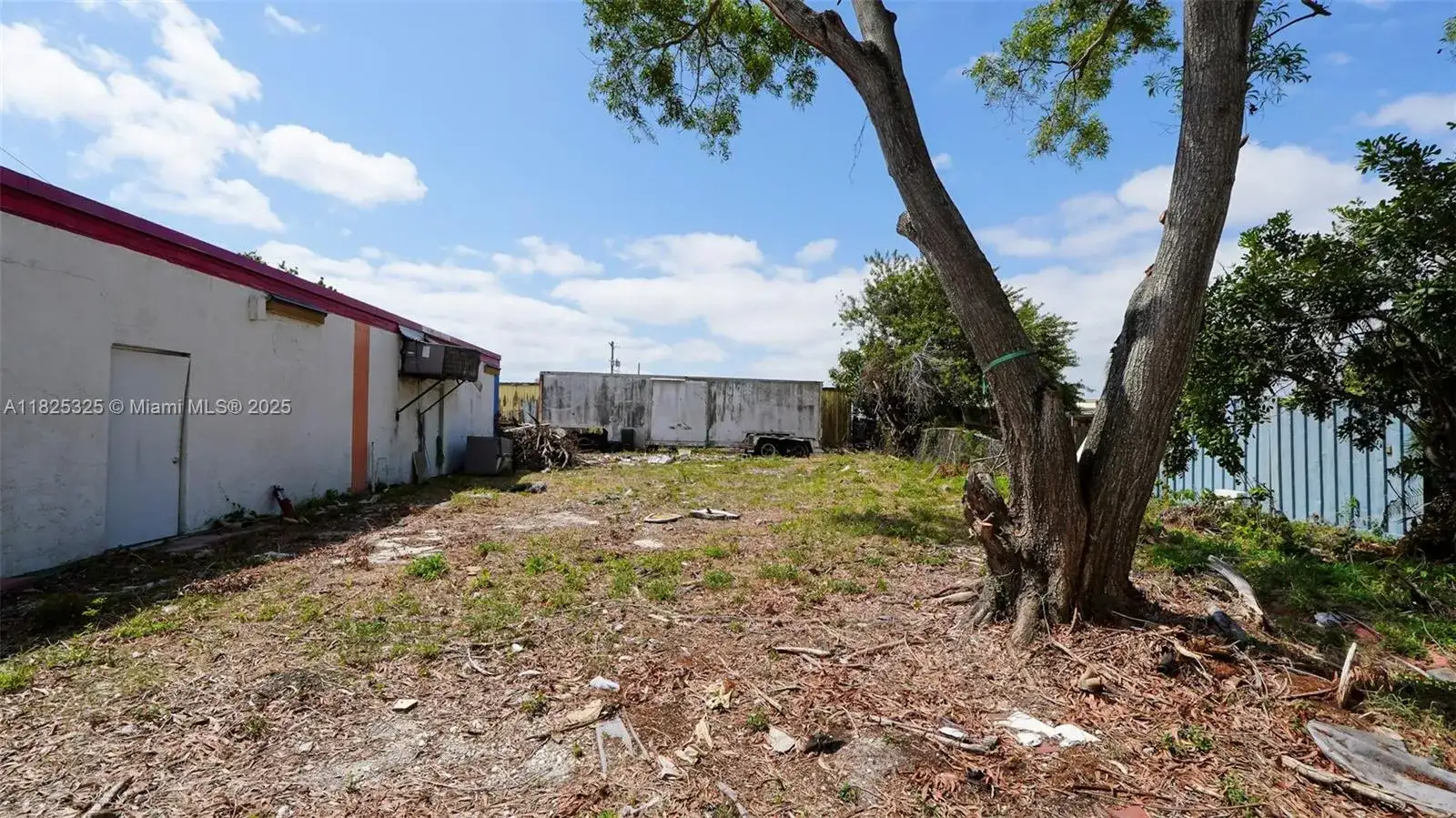 4231 N Dixie Hwy, Oakland Park FL 33334 photo 3