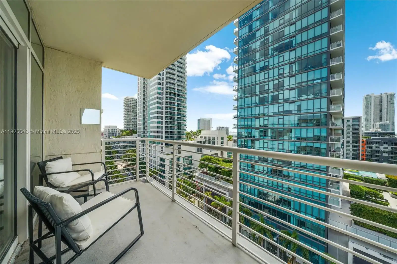 3250 NE 1st Ave # 1016, Miami FL 33137 photo 2