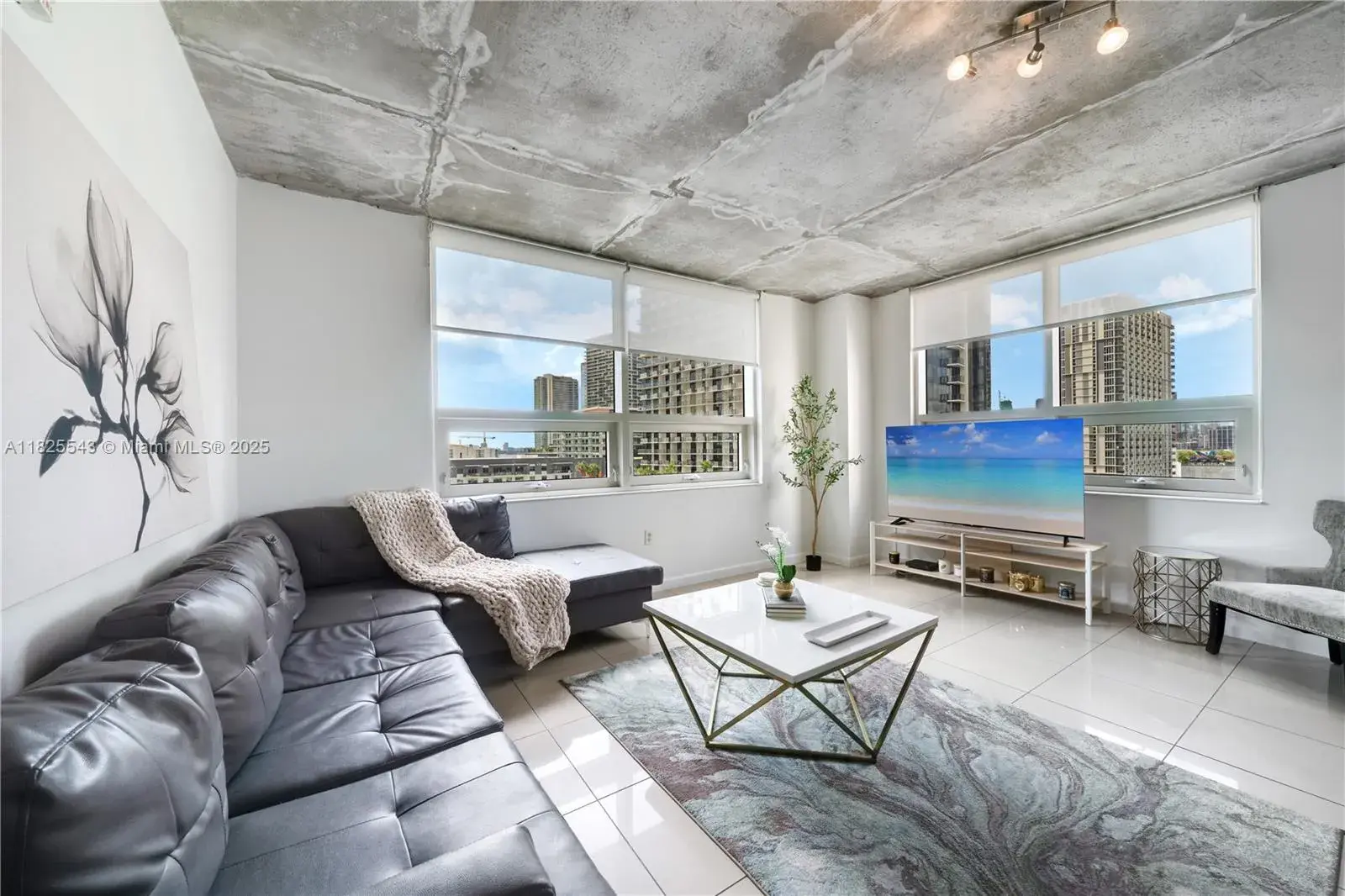 3250 NE 1st Ave # 1016, Miami FL 33137