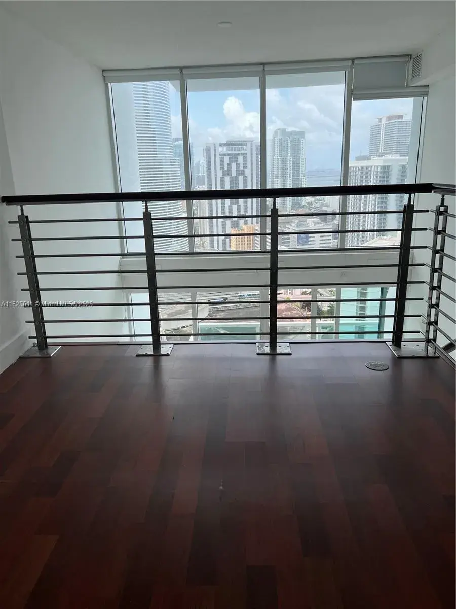 41 SE 5th St # 2003, Miami FL 33131