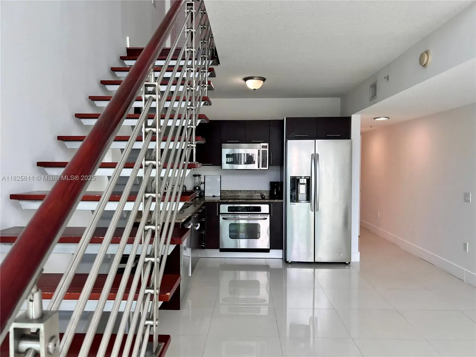 41 SE 5th St # 2003, Miami FL 33131