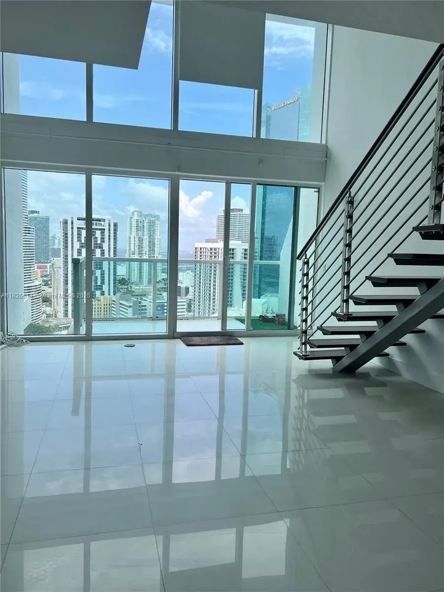 41 SE 5th St # 2003, Miami FL 33131