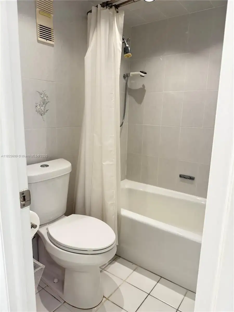 9273 Collins Ave # 503, Surfside FL 33154 photo 5