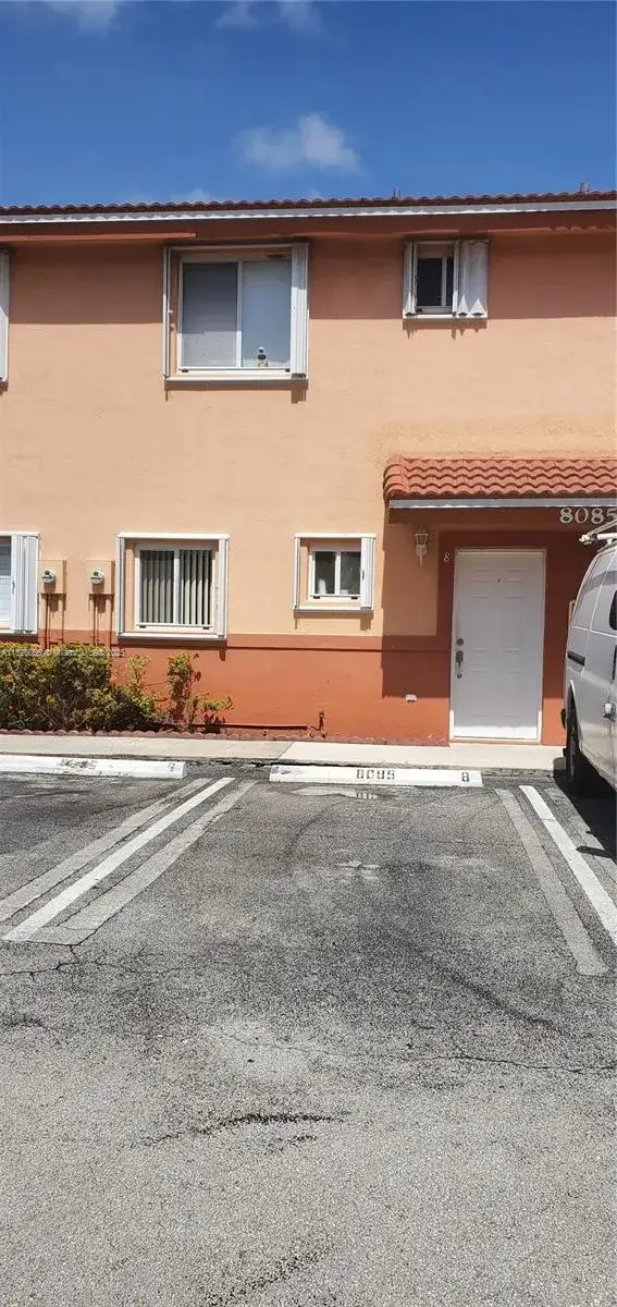 8085 NW 8 ST # 6, Unincorporated Dade County FL 33126 photo 4