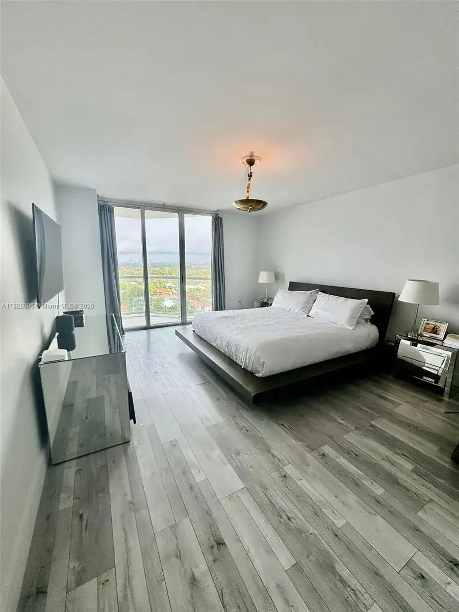8925 Collins Ave # 9G, Surfside FL 33154 photo 2