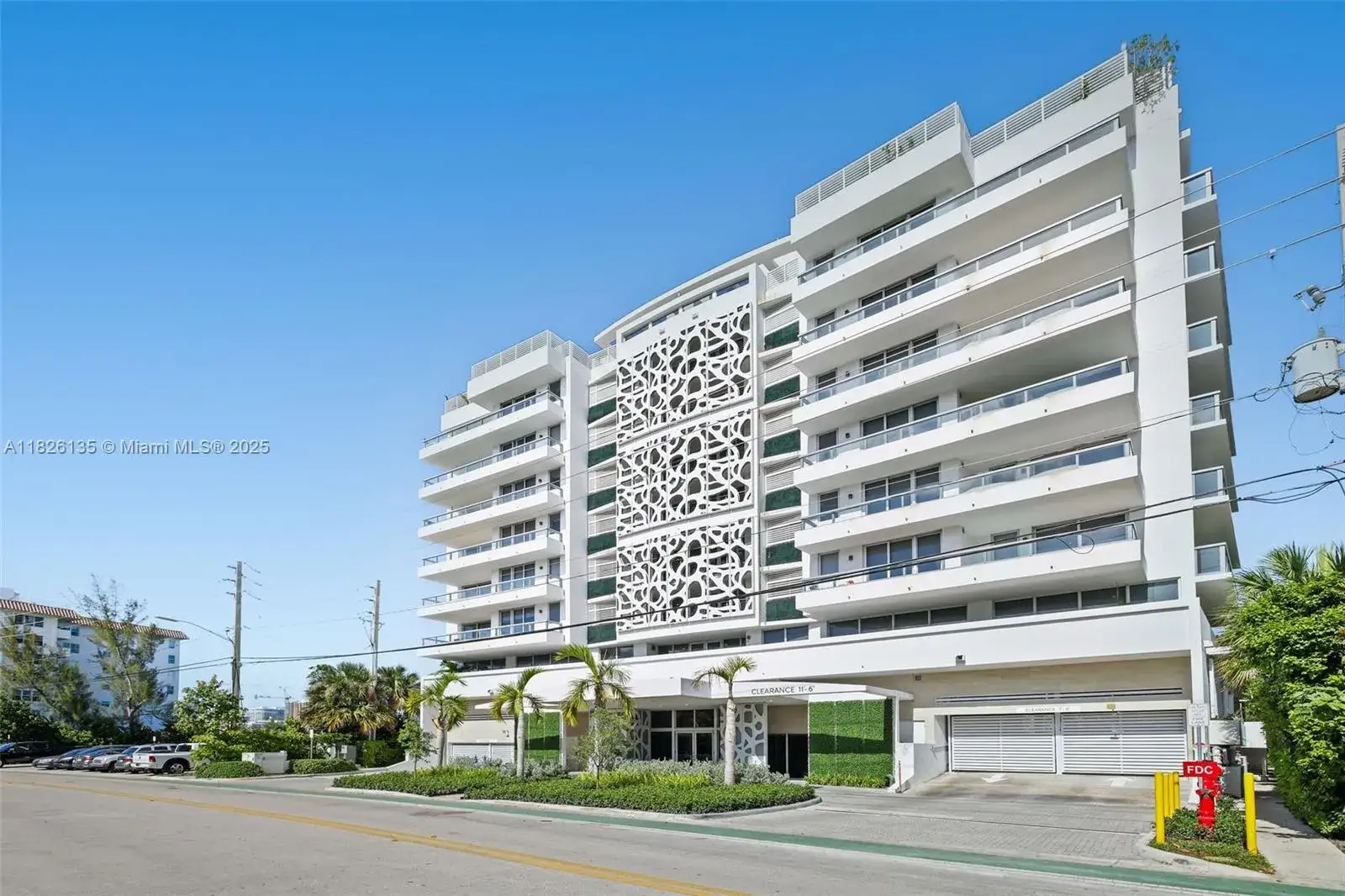 9261 E Bay Harbor Dr # 404, Bay Harbor Islands FL 33154