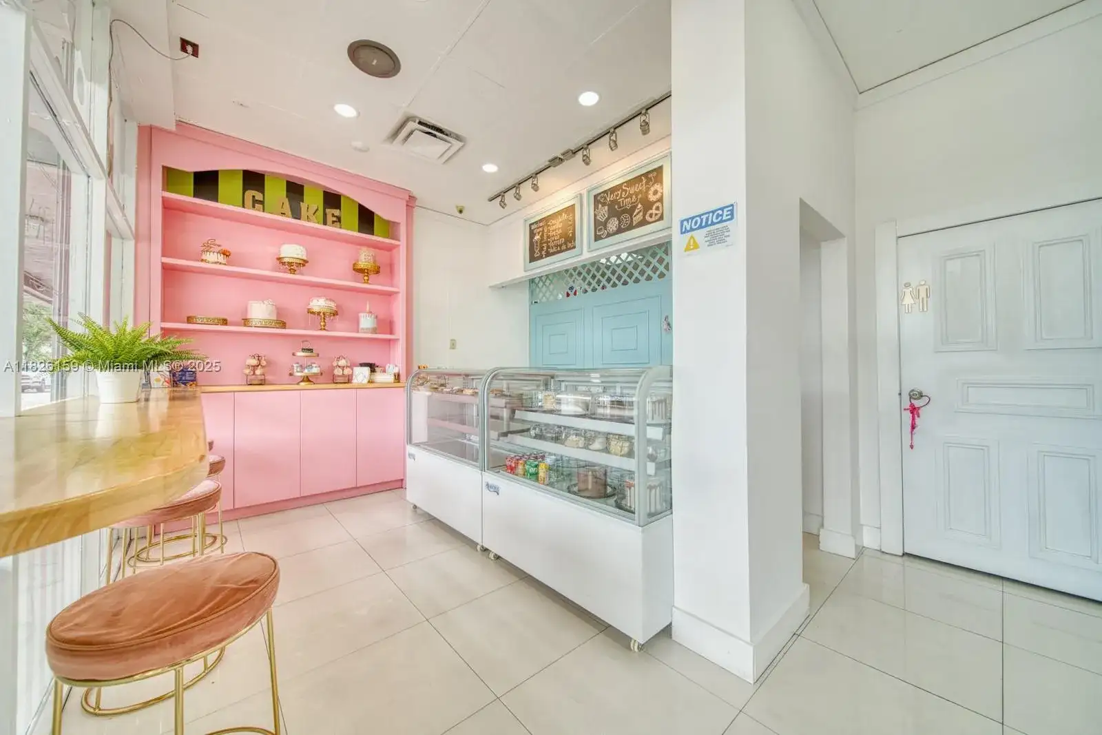 Bakery & Cafe For Sale On Bird Road, Kendall FL 33175 photo 3