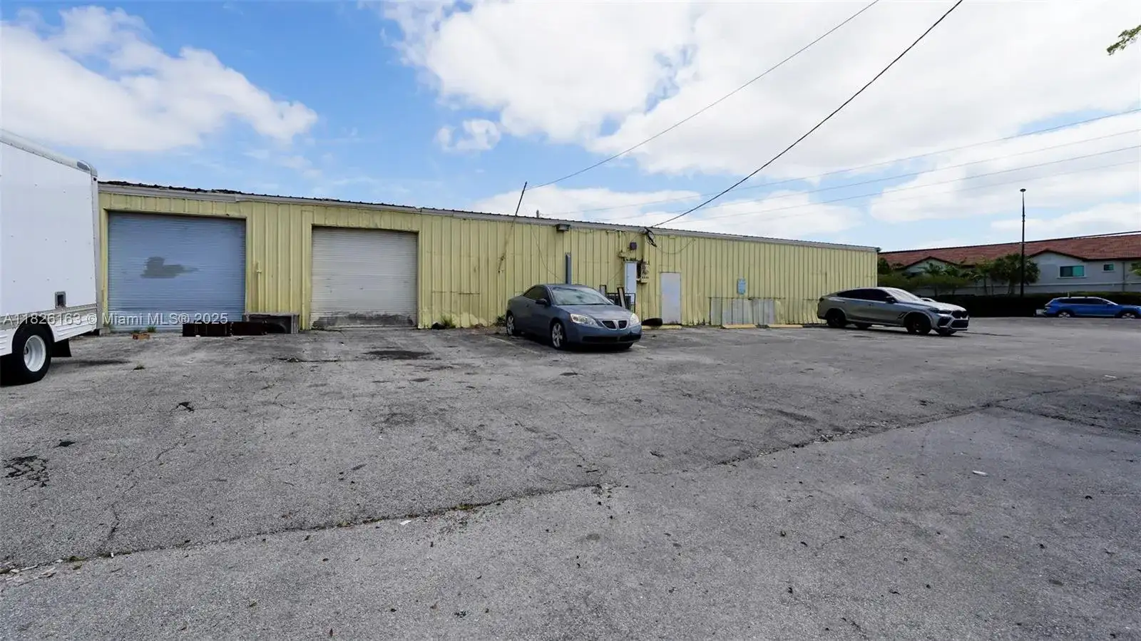 4201 N Dixie Hwy, Oakland Park FL 33334 photo 3
