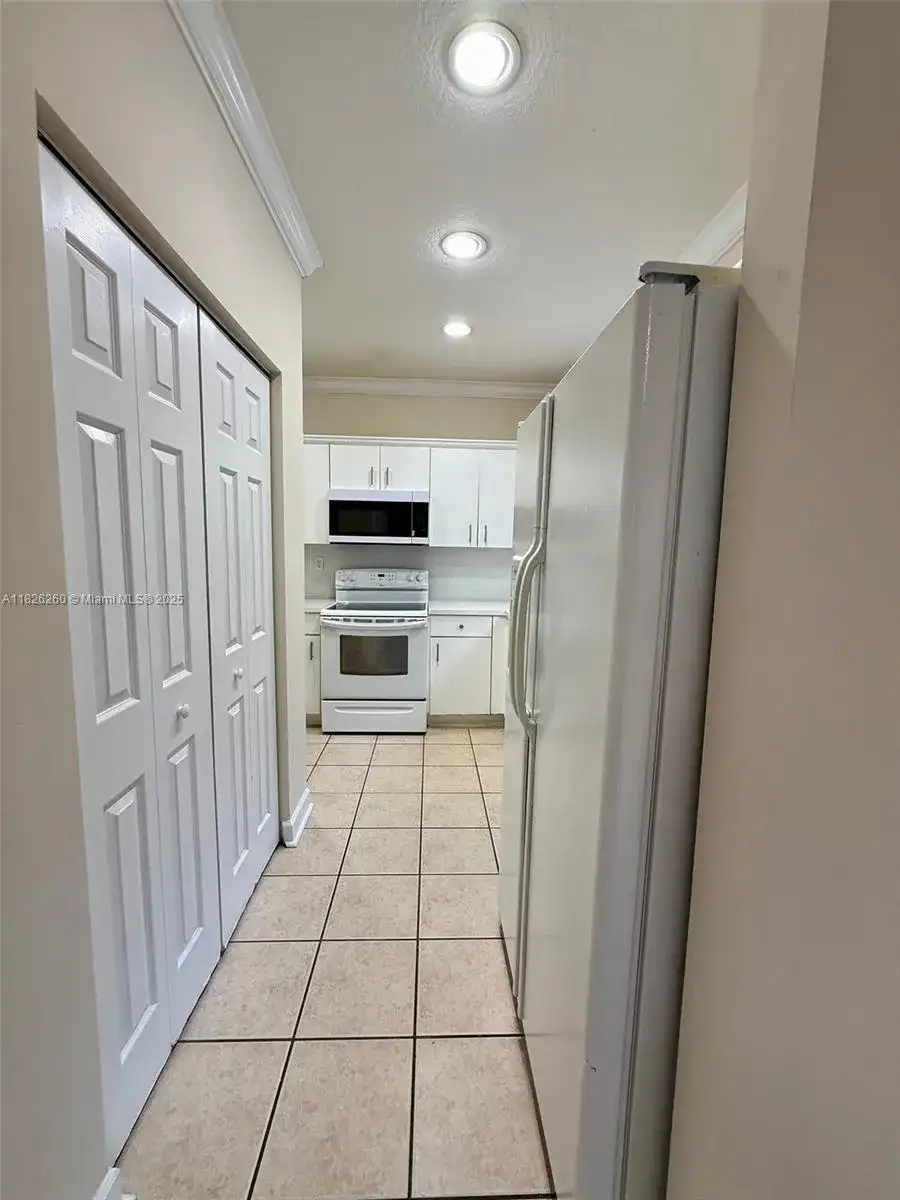 2601 NE 41st Cir, Homestead FL 33033 photo 4