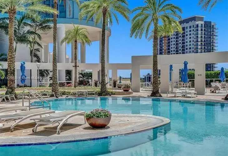 333 Las Olas Way # 1007, Fort Lauderdale FL 33301