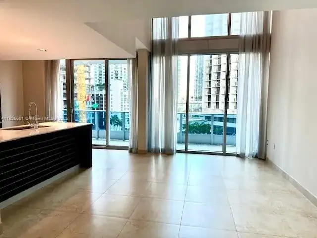 200 Biscayne Boulevard Way # 701, Miami FL 33131 photo 3