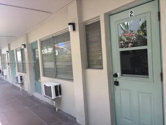 921 Meridian Ave # 2, Miami Beach FL 33139