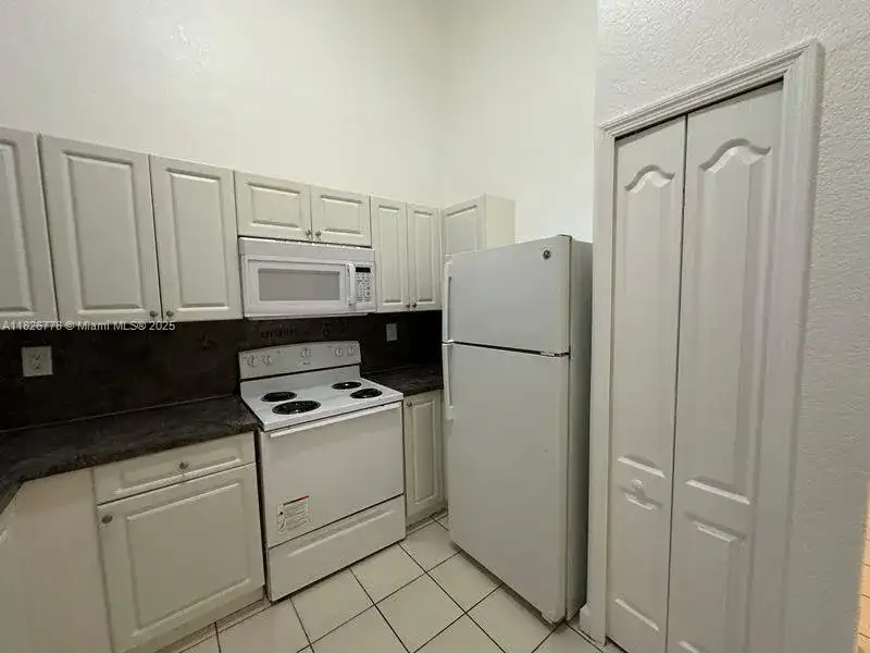 1661 SE 29th Ct # 206, Homestead FL 33035 photo 5