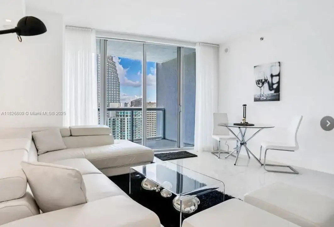 475 Brickell Ave # 4310, Miami FL 33131 photo 3