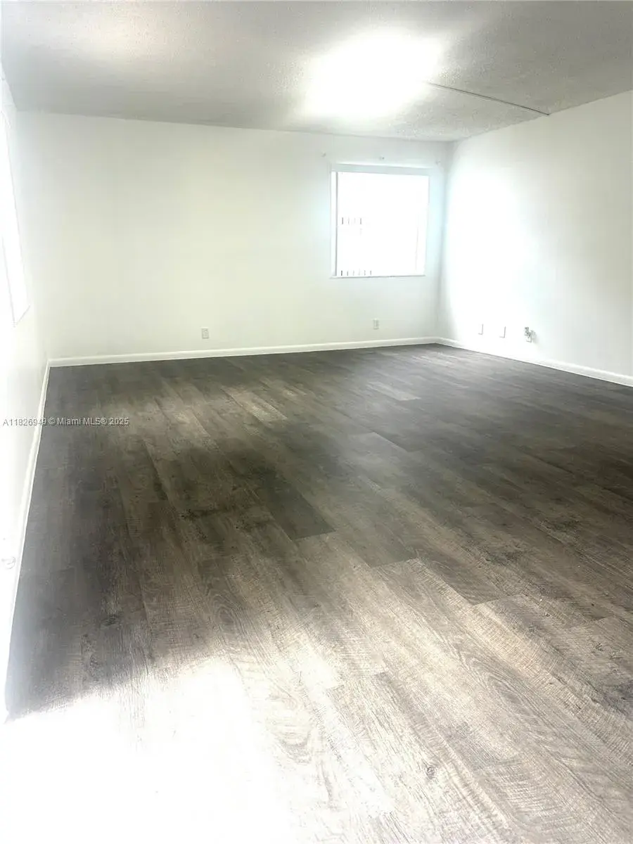 10873 NW 45th St, Coral Springs FL 33065