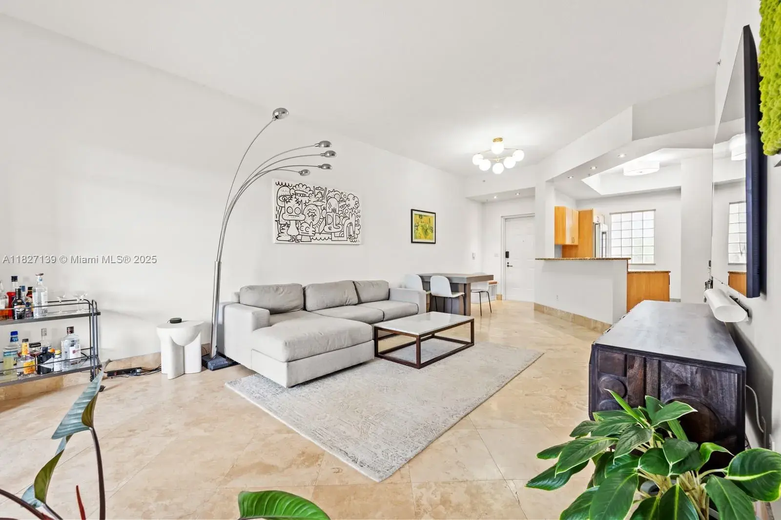 100 Meridian Ave # 243, Miami Beach FL 33139