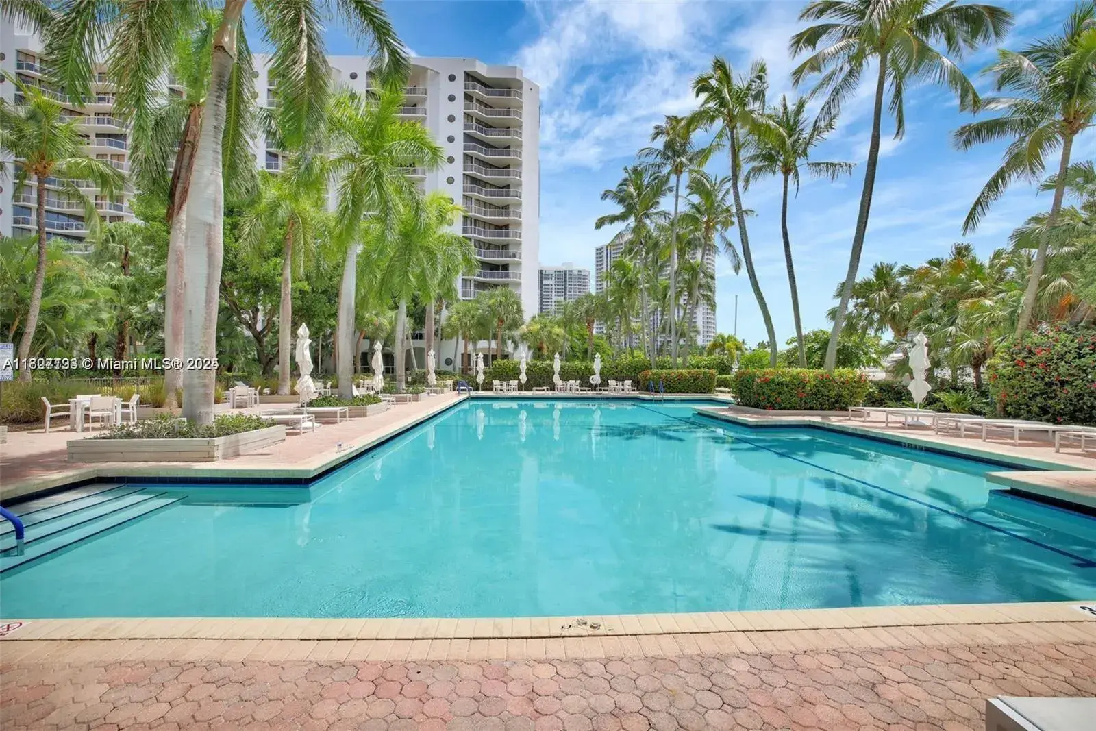 3640 Yacht Club Dr # 503, Aventura FL 33180