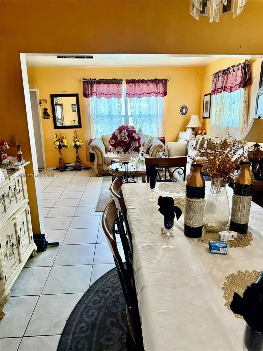1180 NW 46th Ave, Lauderhill FL 33313
