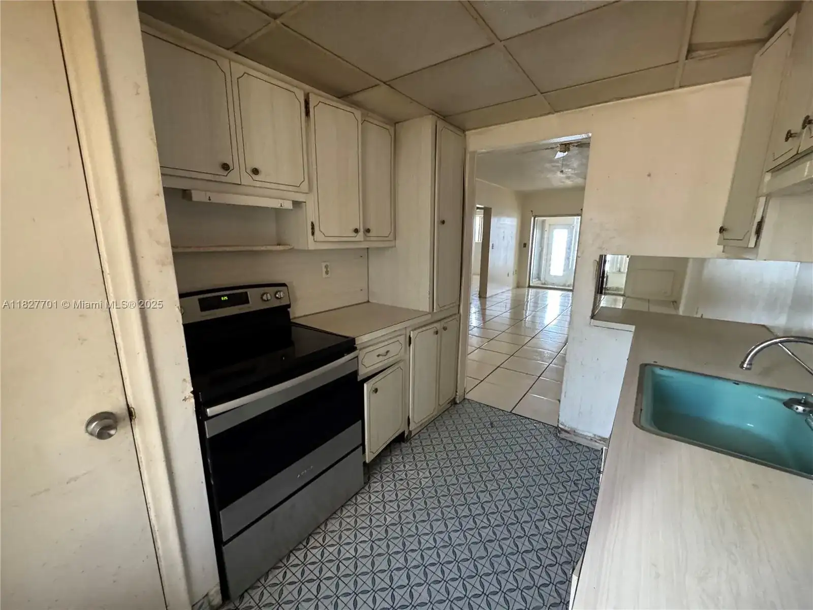 270 NE 191st St # 108, Miami FL 33179 photo 2