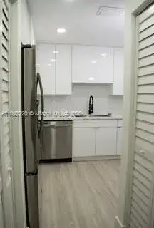 972 N 18th Ct, Hollywood FL 33020 photo 4