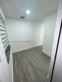 964 N 18th Ct, Hollywood FL 33020 photo 2