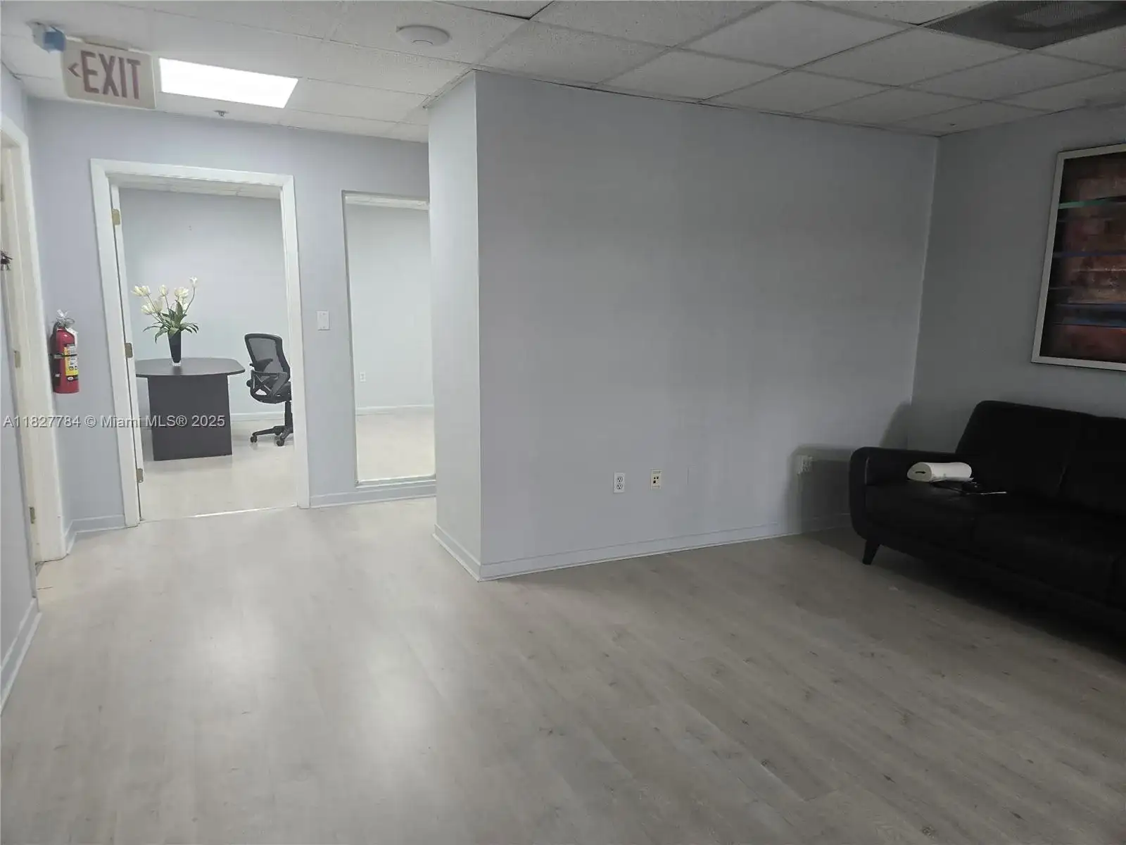 8574 NW 61st St, Miami FL 33195 photo 2