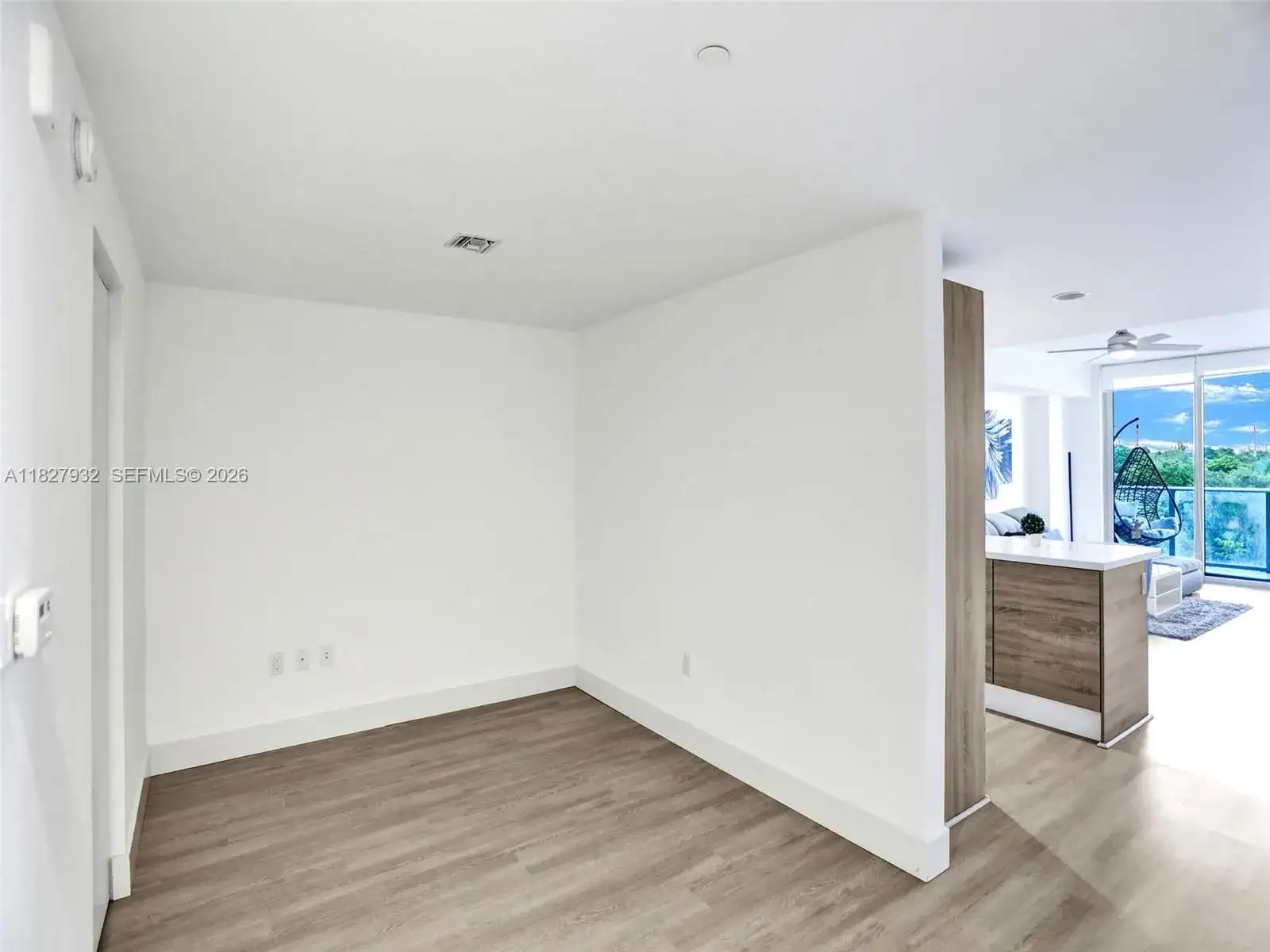 16385 Biscayne Blvd # 403, North Miami Beach FL 33160 photo 4