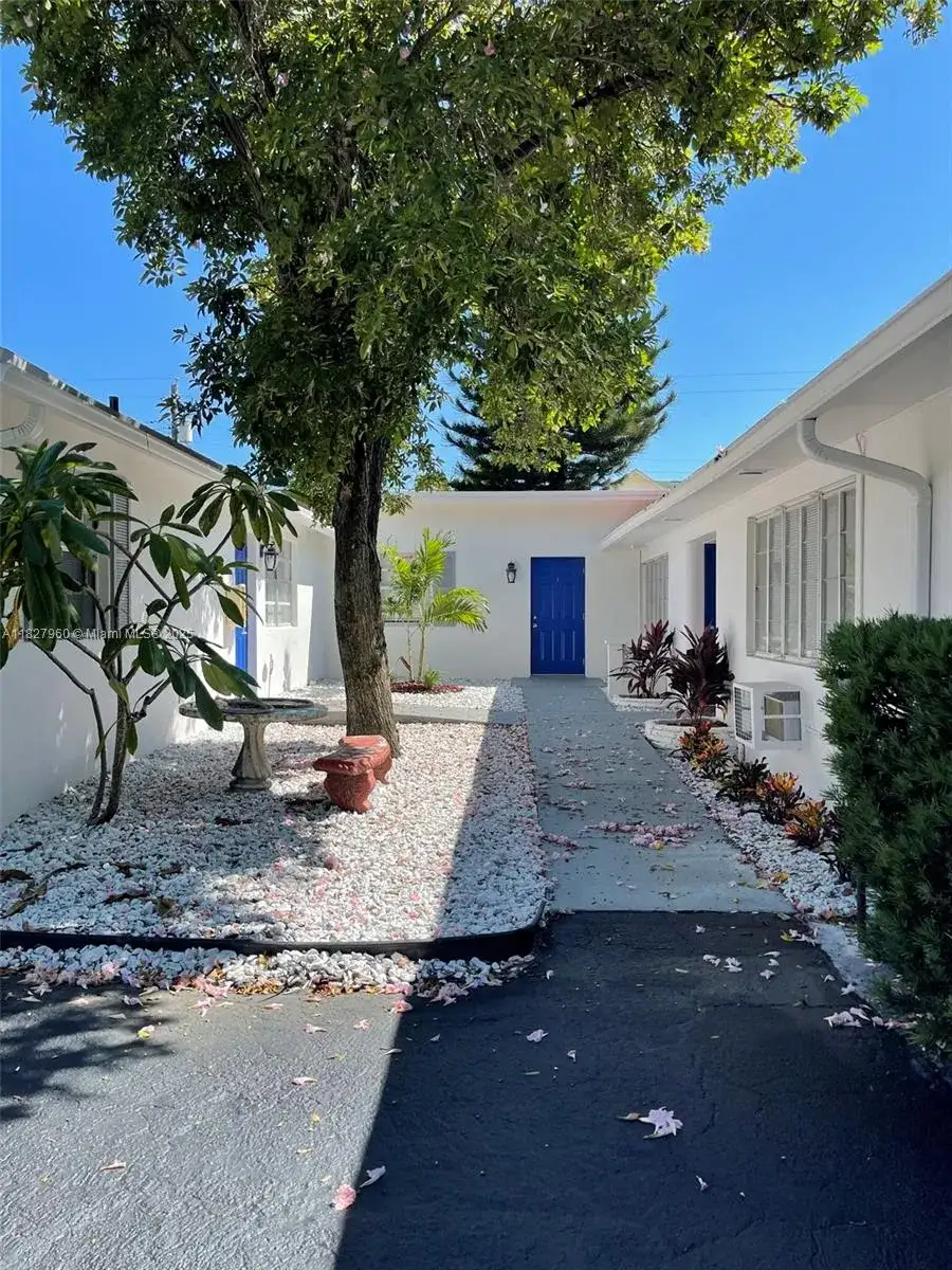 1842 Madison St, Hollywood FL 33020 photo 4