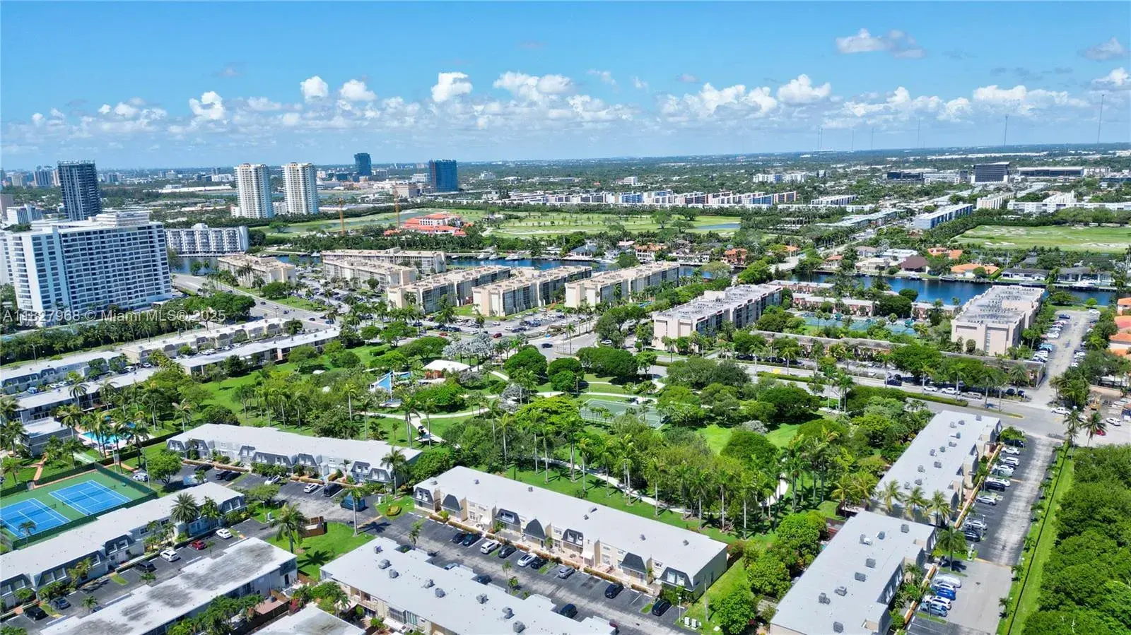 933 NE 24th Ave # 169, Hallandale Beach FL 33009
